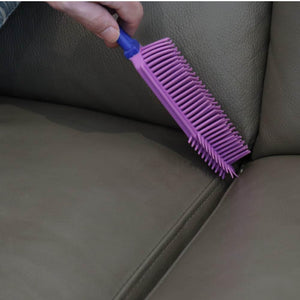 White Magic Pet Hair Brush