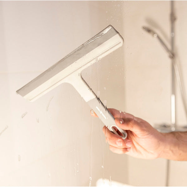 Vigar Basic Squeegee With Microfibre Cloth & 2 Hooks