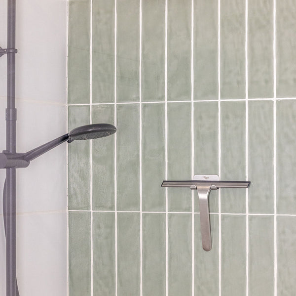 Vigar Zense Stainless Steel Squeegee With Hanger